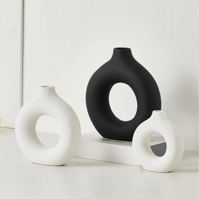 Doughnut plastic vase, living room flower arrangement table soft decoration, creative living room ornaments