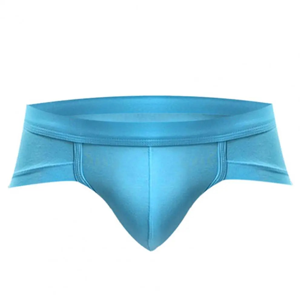 Men's tight-fitting boxer briefs for sports and gym.